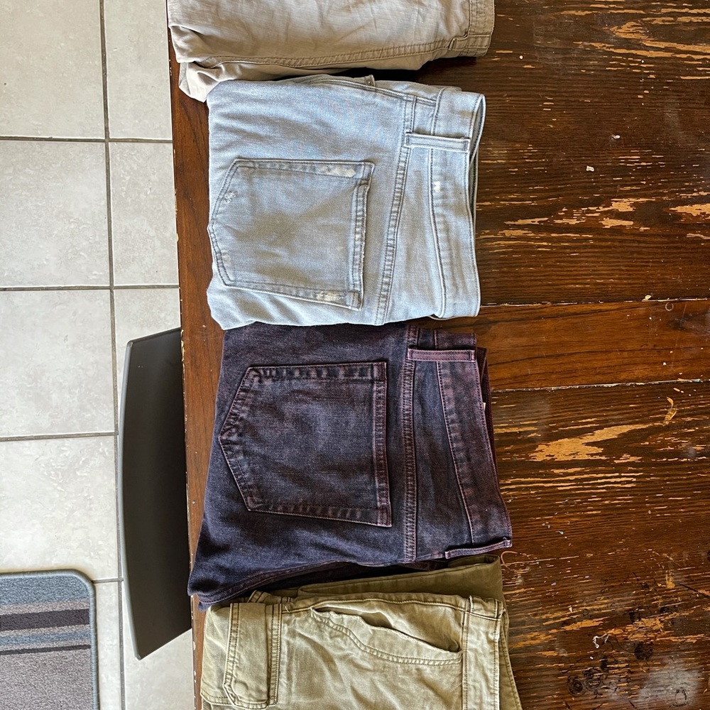 4 PAIRS HIGH END USED JEANS $200 FOR ALL 4